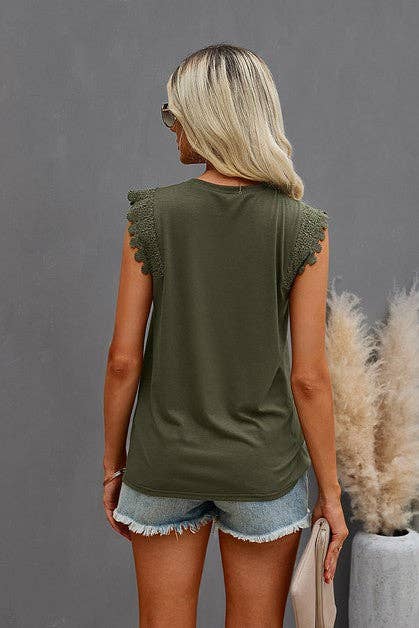 Round Neck Hollow Shoulder Deco Top: 65%POLYESTER 35%COTTON / OLIVE / S